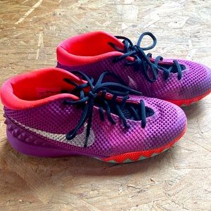 Nike Kyrie Irving basketball shoes